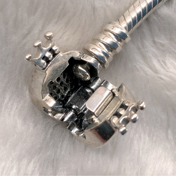 Genuine Pandora Snake Chain Crown O Clasp Bracelet - Picture 10 of 11
